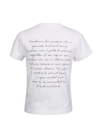 THE SIGNATURE T-SHIRT