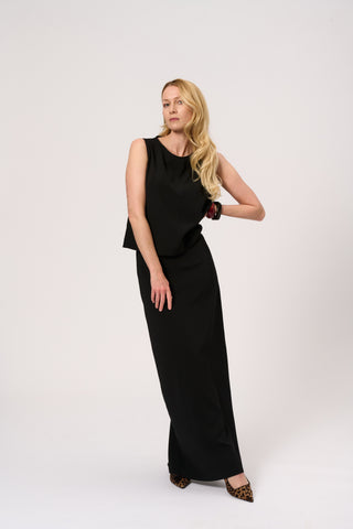 THE SKIRT BLACK