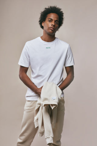 THE CLASSIC T-SHIRT - WHITE