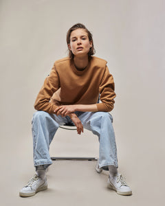 THE PADDED SWEATER - CAMEL