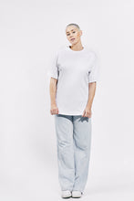 Laden Sie das Bild in den Galerie-Viewer, THE RIB SHIRT - WHITE